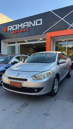 RENAULT FLUENCE 2.0 DYNAMIQUE 16V FLEX 4P AUTOMÁTICO RENAULT FLUENCE 2.0 DYNAMIQUE 16V FLEX 4P AUTOMÁTICO